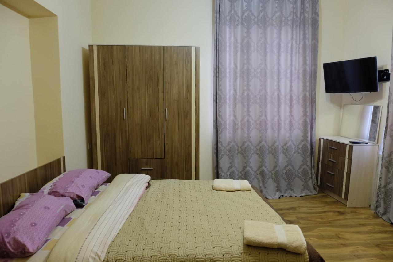 Mia B&B Old ティビリシ エクステリア 写真